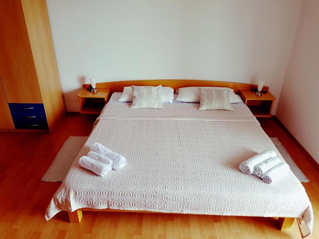 Villa Baldi -Apartmani Danny Tar-Vabriga Exteriér fotografie