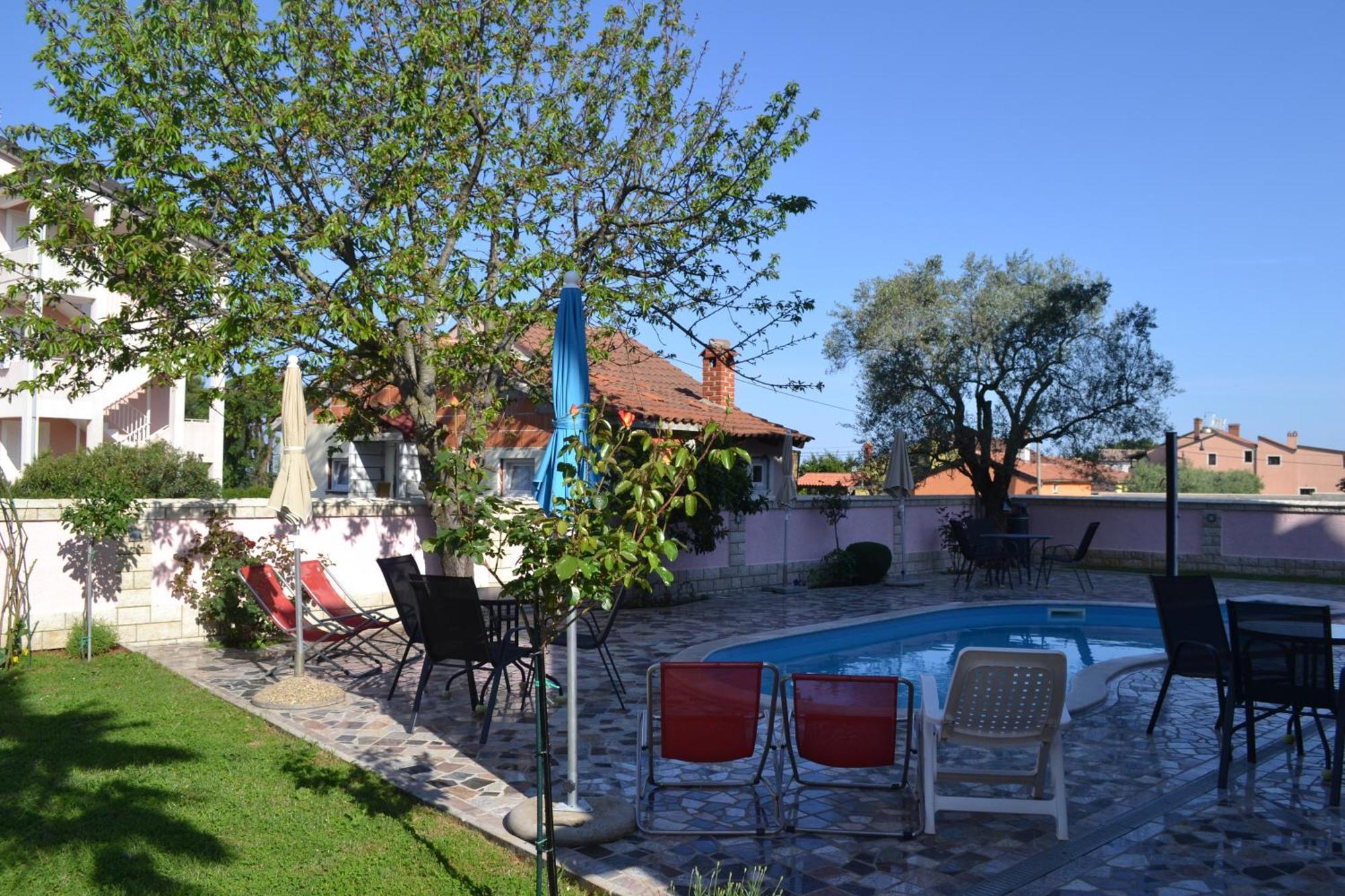 Villa Baldi -Apartmani Danny Tar-Vabriga Exteriér fotografie